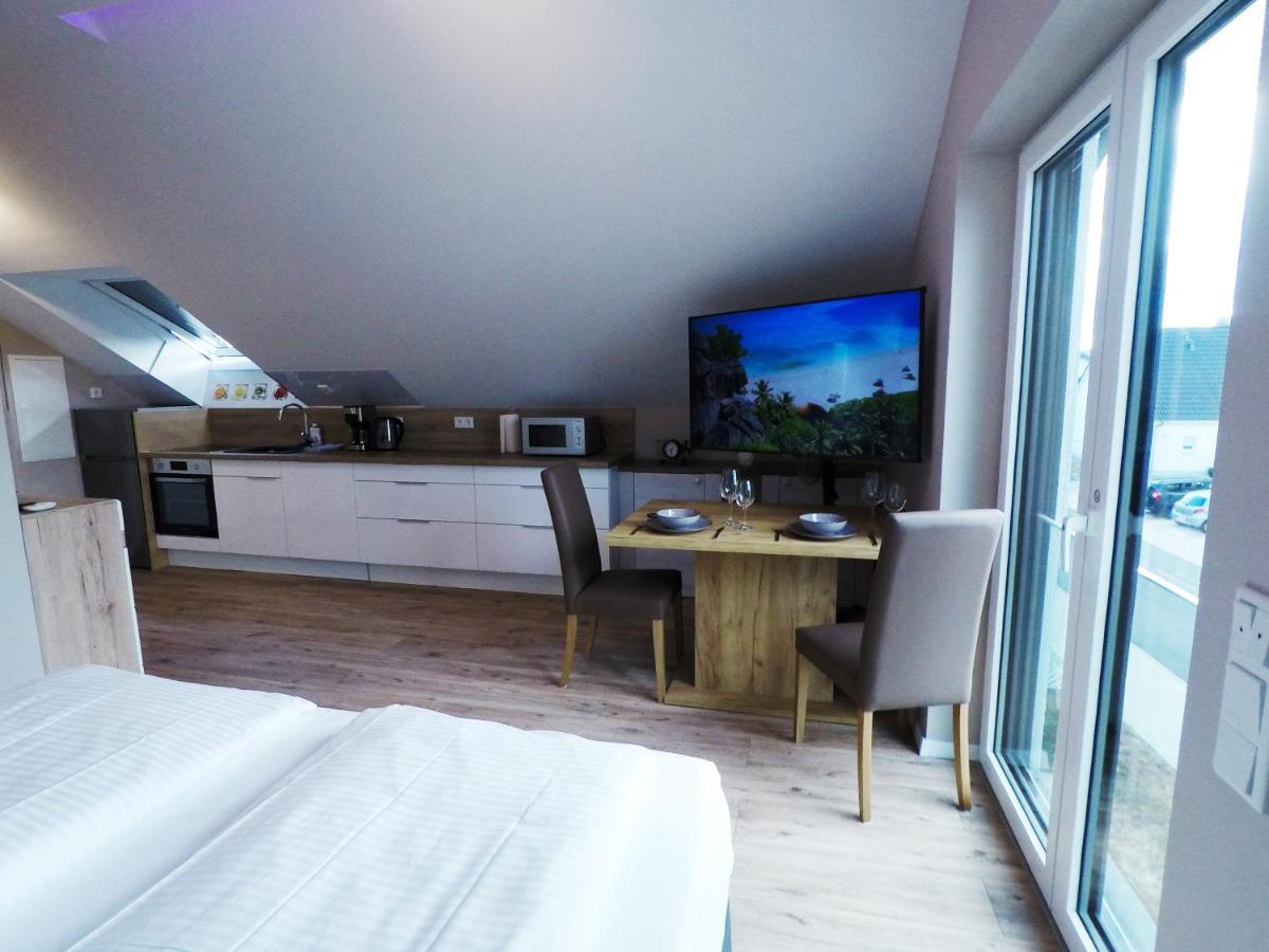 -Neubau- 30Qm Dach-Apartment Fulda Bagian luar foto